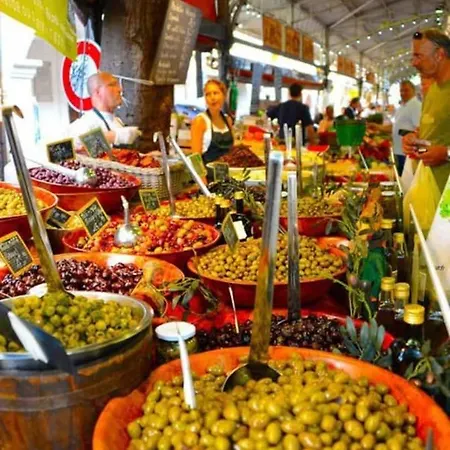 Vieille - 3 Pieces Centre Historique & * アンティーブ