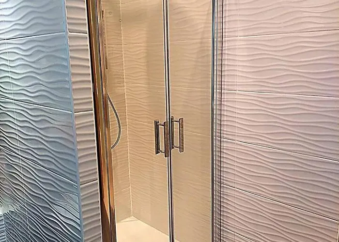 Vieille - 3 Pieces Centre Historique & *